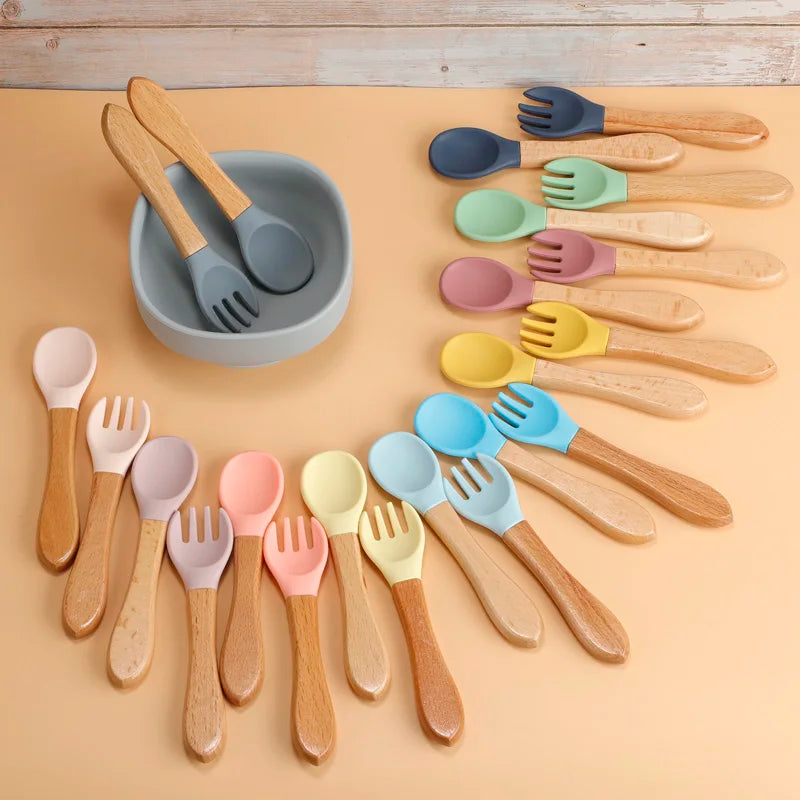 2pcs/set Tableware Baby Spoon Fork Set Children's Silicone Wooden Feeding Training Baby Dinnerware Cutlery Baby Feeding Supplies
