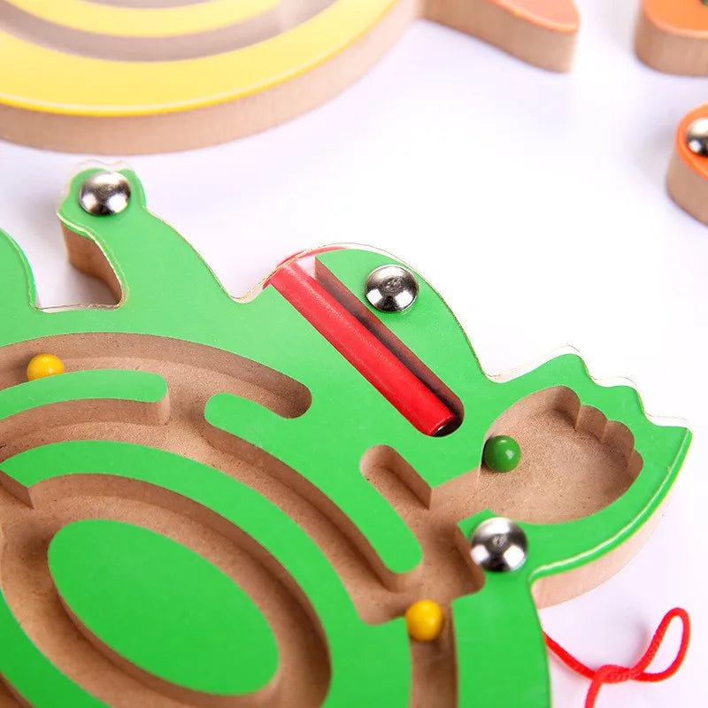 Kids Magnetic Maze Toy Mini Wooden Interactive Maze Pen Driving Beads Maze Puzzle Board Game Eduactional Toys for Toddlers Baby