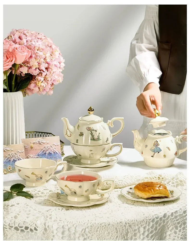 Luxury Ceramic Teapot Gift Box Cup and Pot Girl and Rabbit Ceramic Teapot Coffee Cup Dish Set Birthday Gift  for Tea Lovers